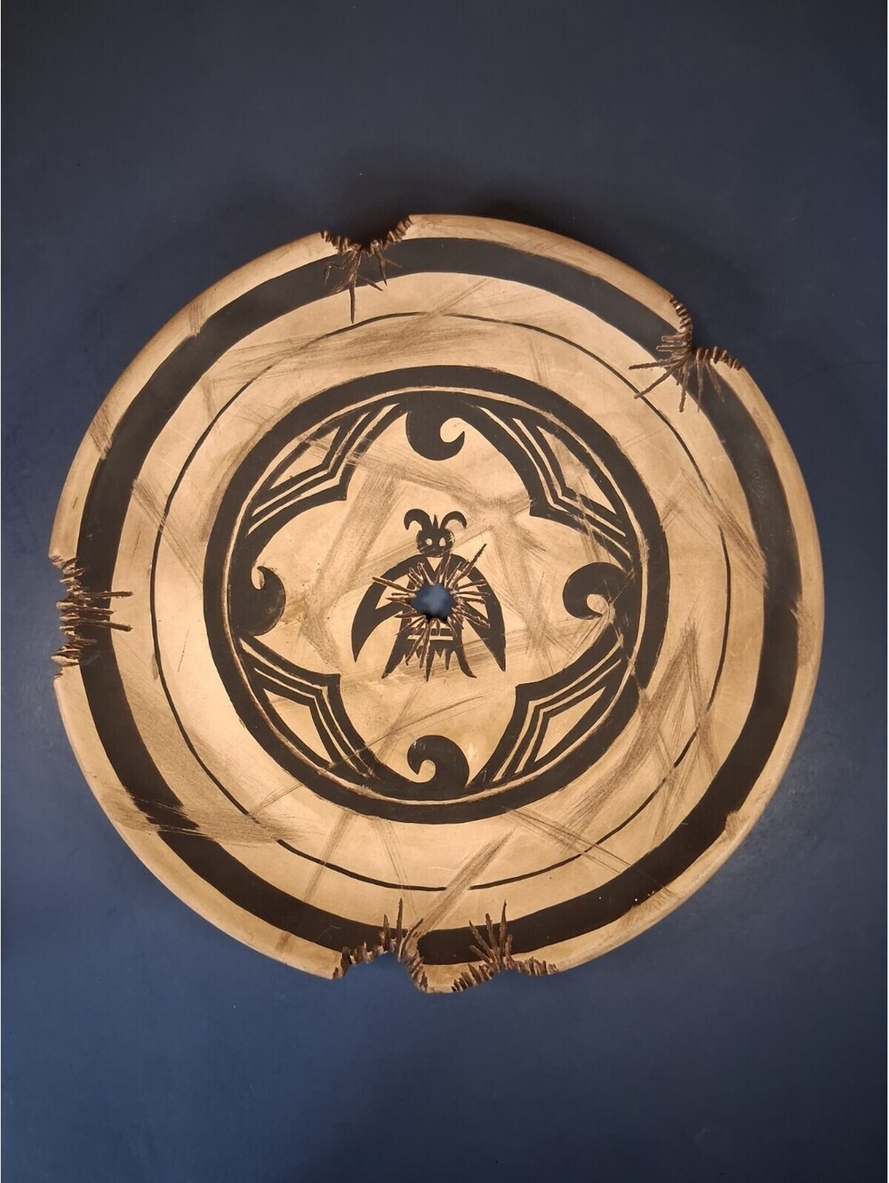 11" Aboriginal Native Style Pottery Plate/Bowl KILL SHOT Wall/Flat Lay Art
